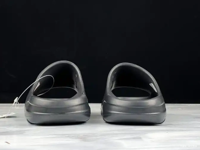 hype Black Slide Adidas Yeezy FX0495 0522